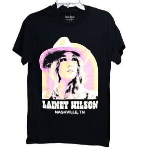 Lainey Wilson Spencer Gifts Graphic 2023 Nashville TN 100% Cotton Tee Adult Sz S